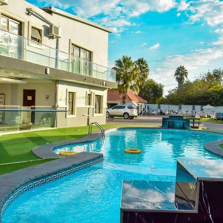 Lifestyle Lodge Hotel Vereeniging Exterior foto