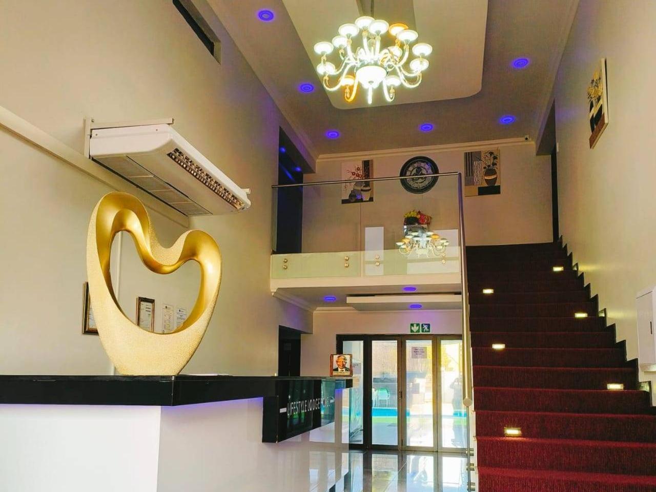 Lifestyle Lodge Hotel Vereeniging Exterior foto